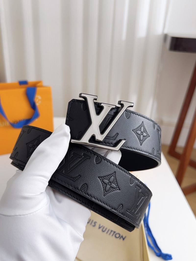 l0vis Vvtt0n belts